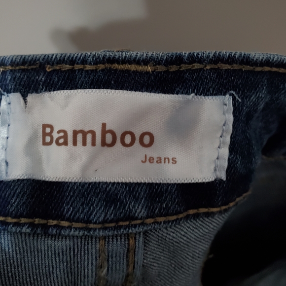 BAMBOO Cross Embroidered Blue Flare Jeans Size 00 - Picture 8 of 9